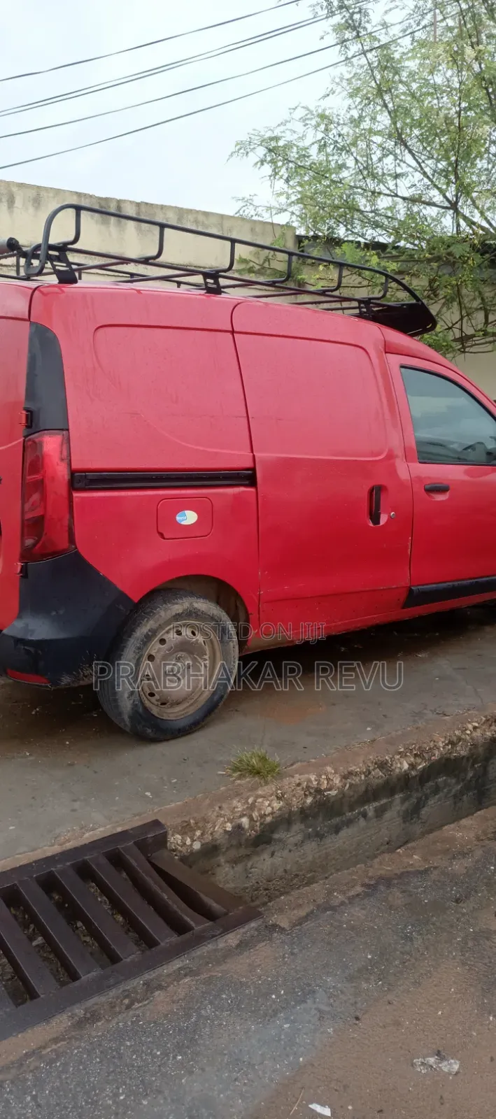 Renault 4 2014 Red