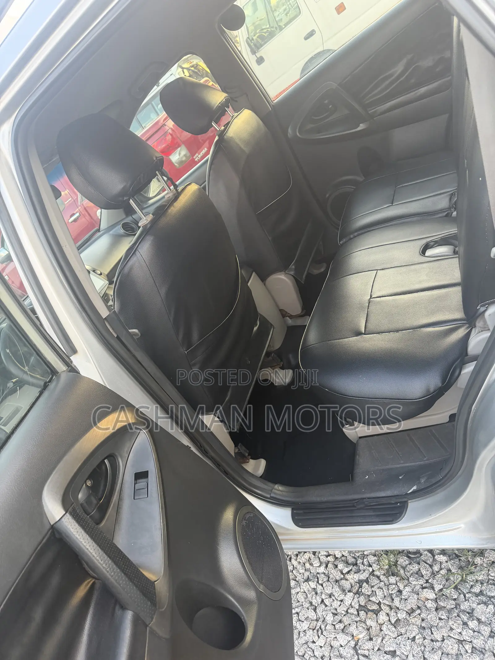 Toyota RAV4 2.5 2011 Silver