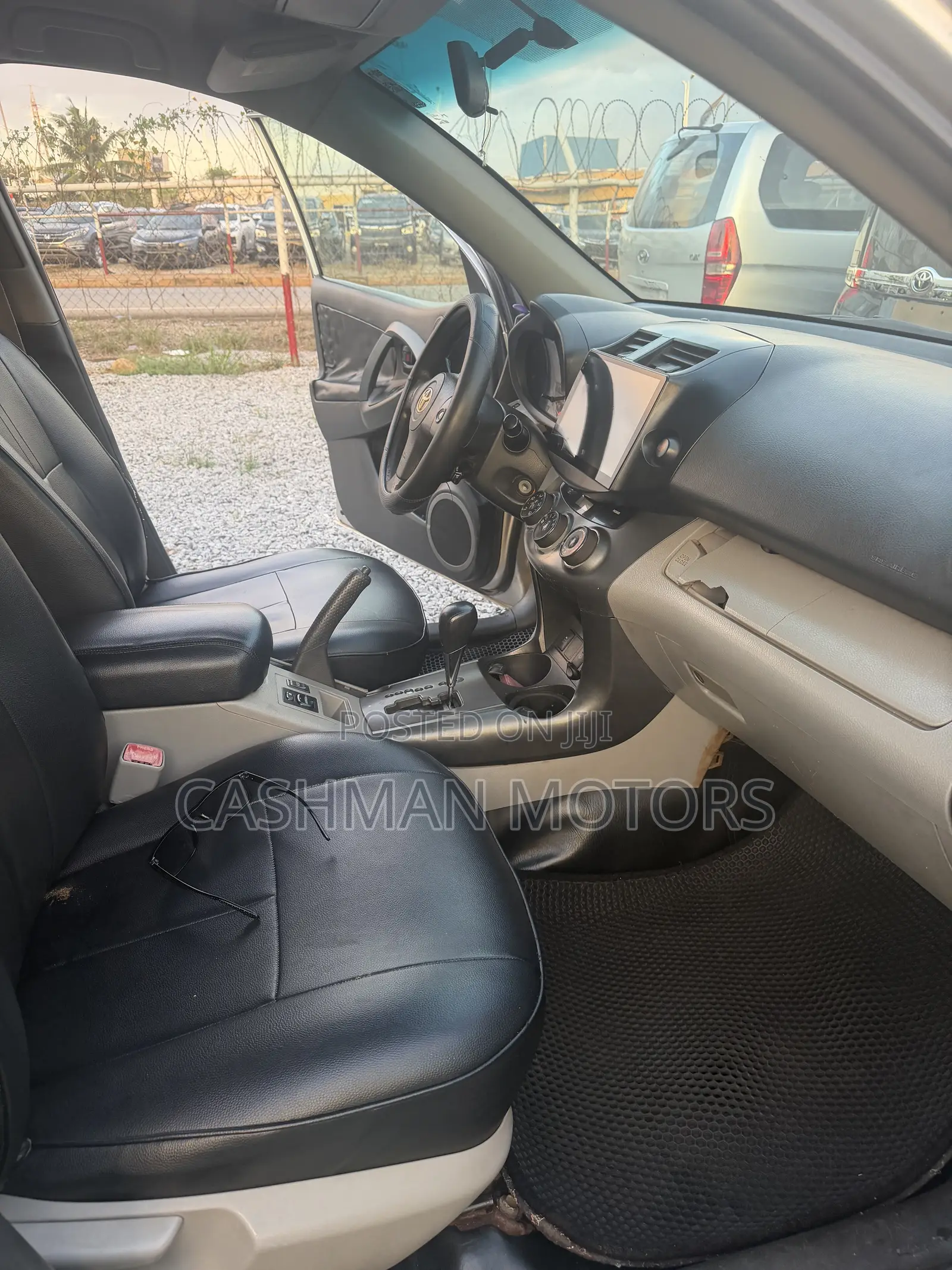Toyota RAV4 2.5 2011 Silver