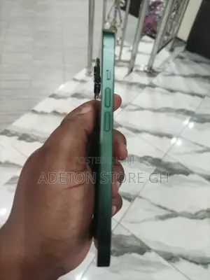 Apple iPhone 13 128 GB Green
