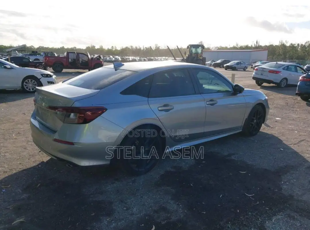 Honda Civic 2025 Gray