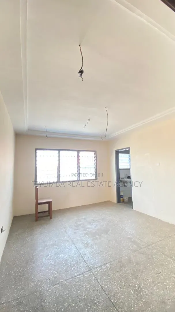 Commercial Space for Rent at Mile 7.