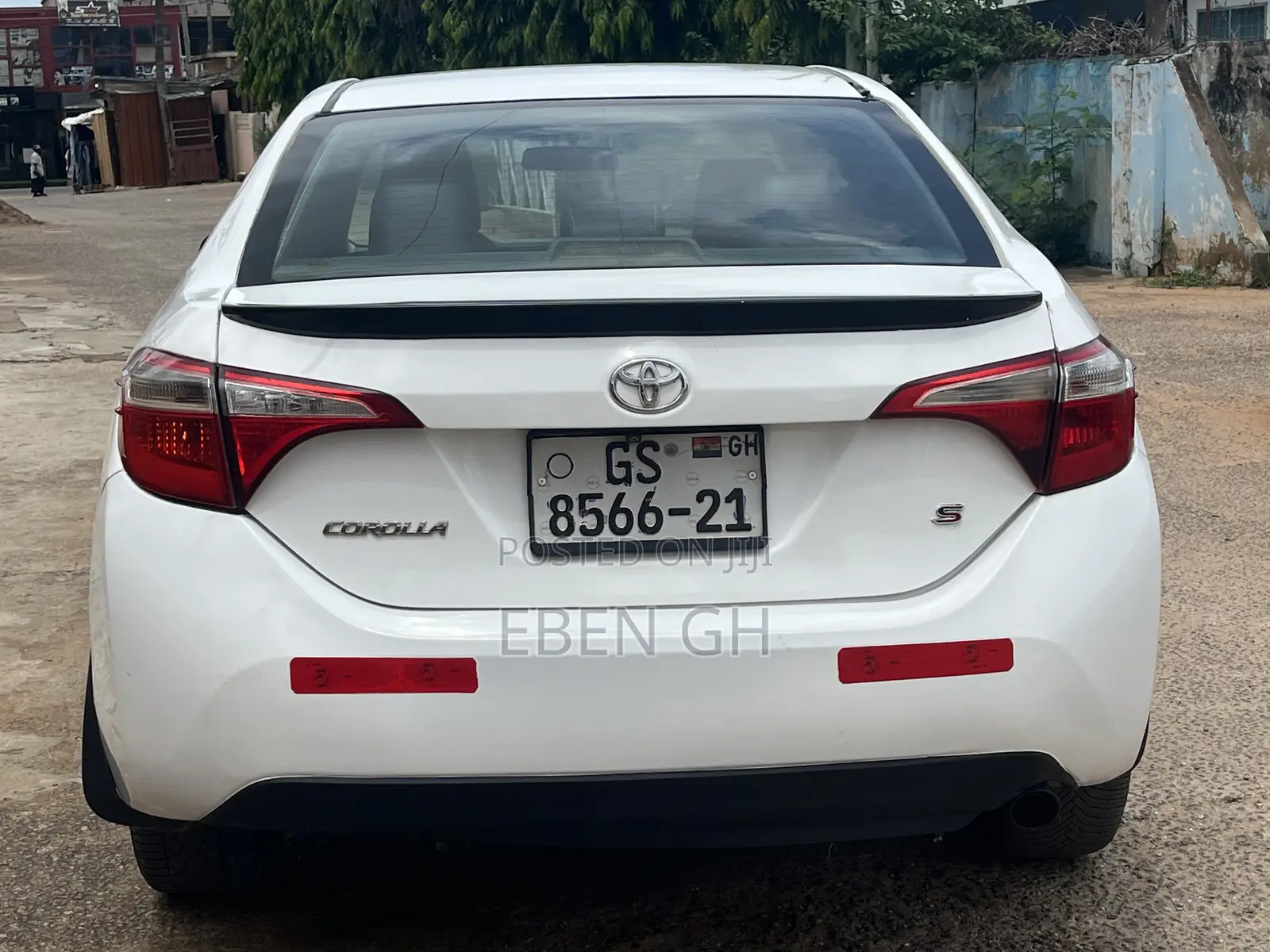 Toyota Corolla S 4dr Sedan (1.8L 4cyl CVT) 2016 White