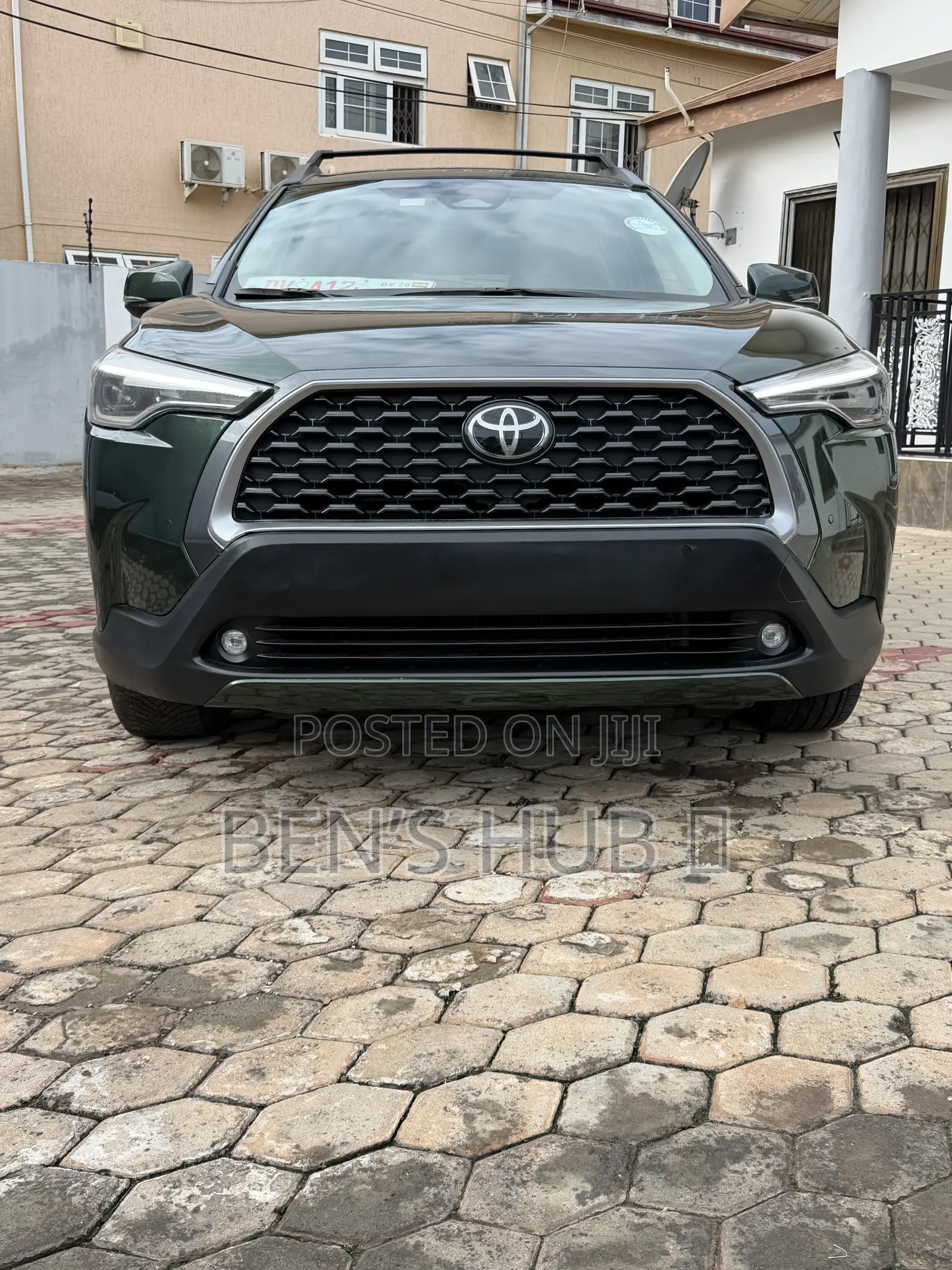 Toyota Corolla Cross XLE 2025 Green