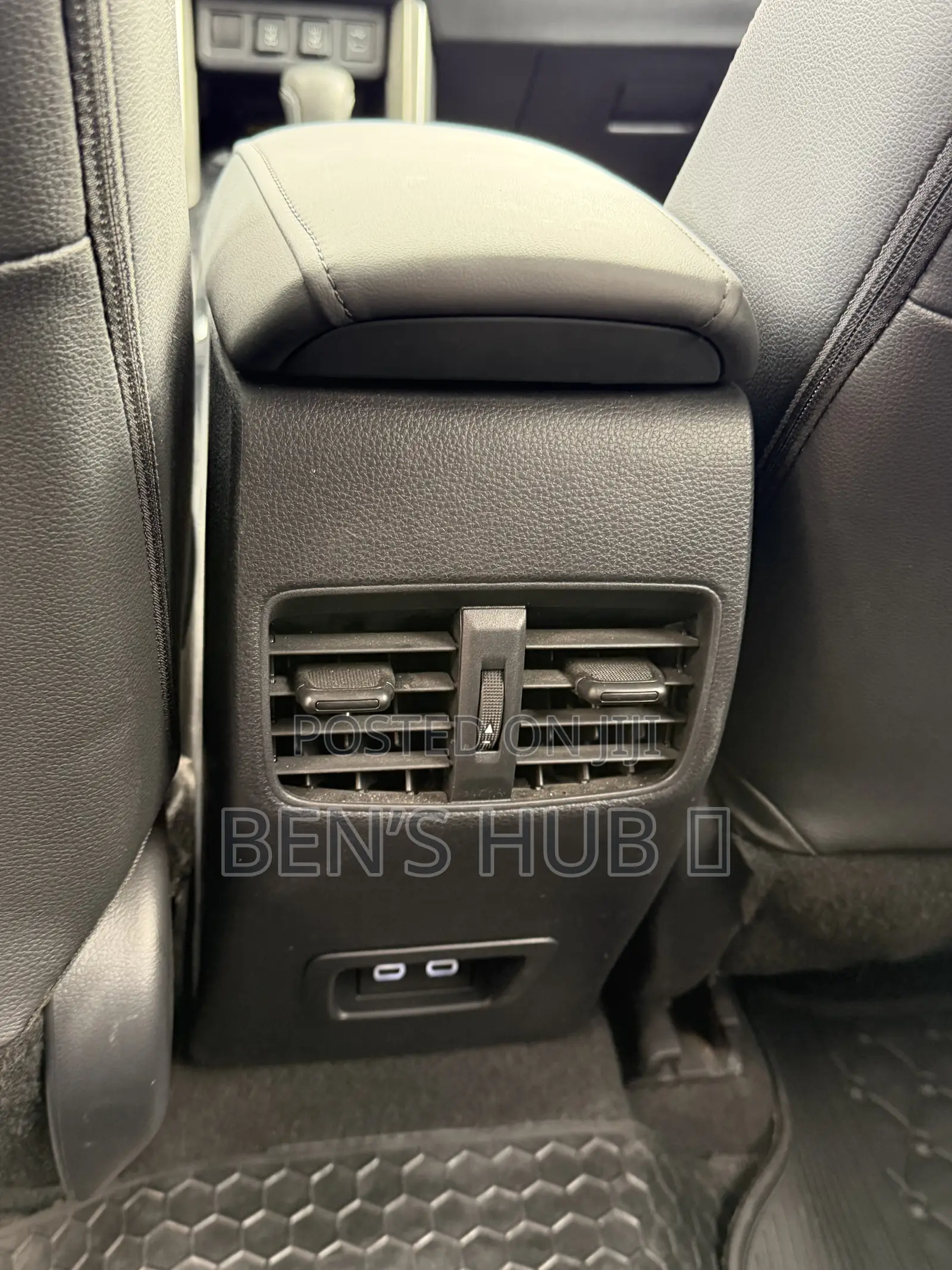 Toyota Corolla Cross XLE 2025 Green