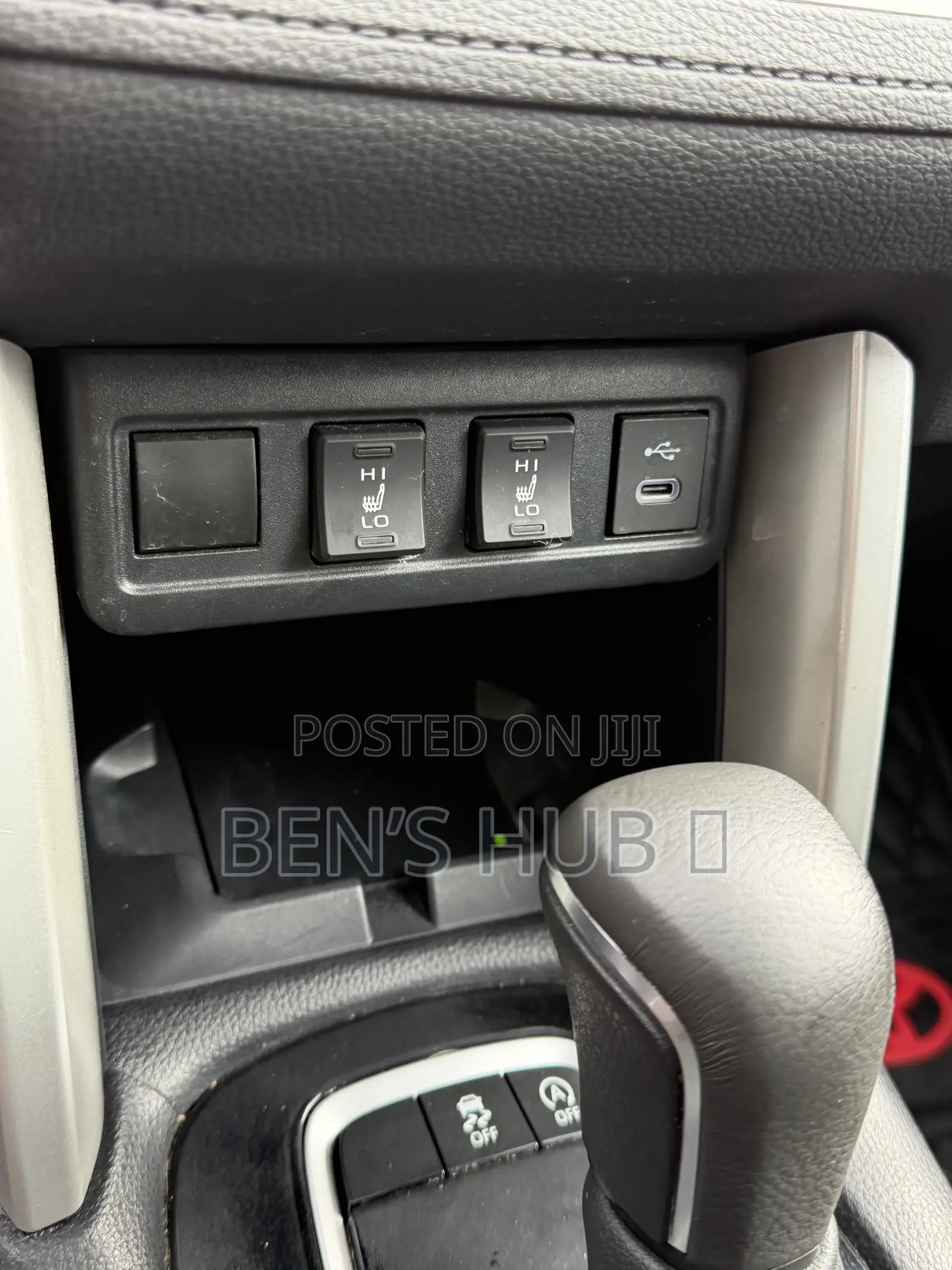Toyota Corolla Cross XLE 2025 Green