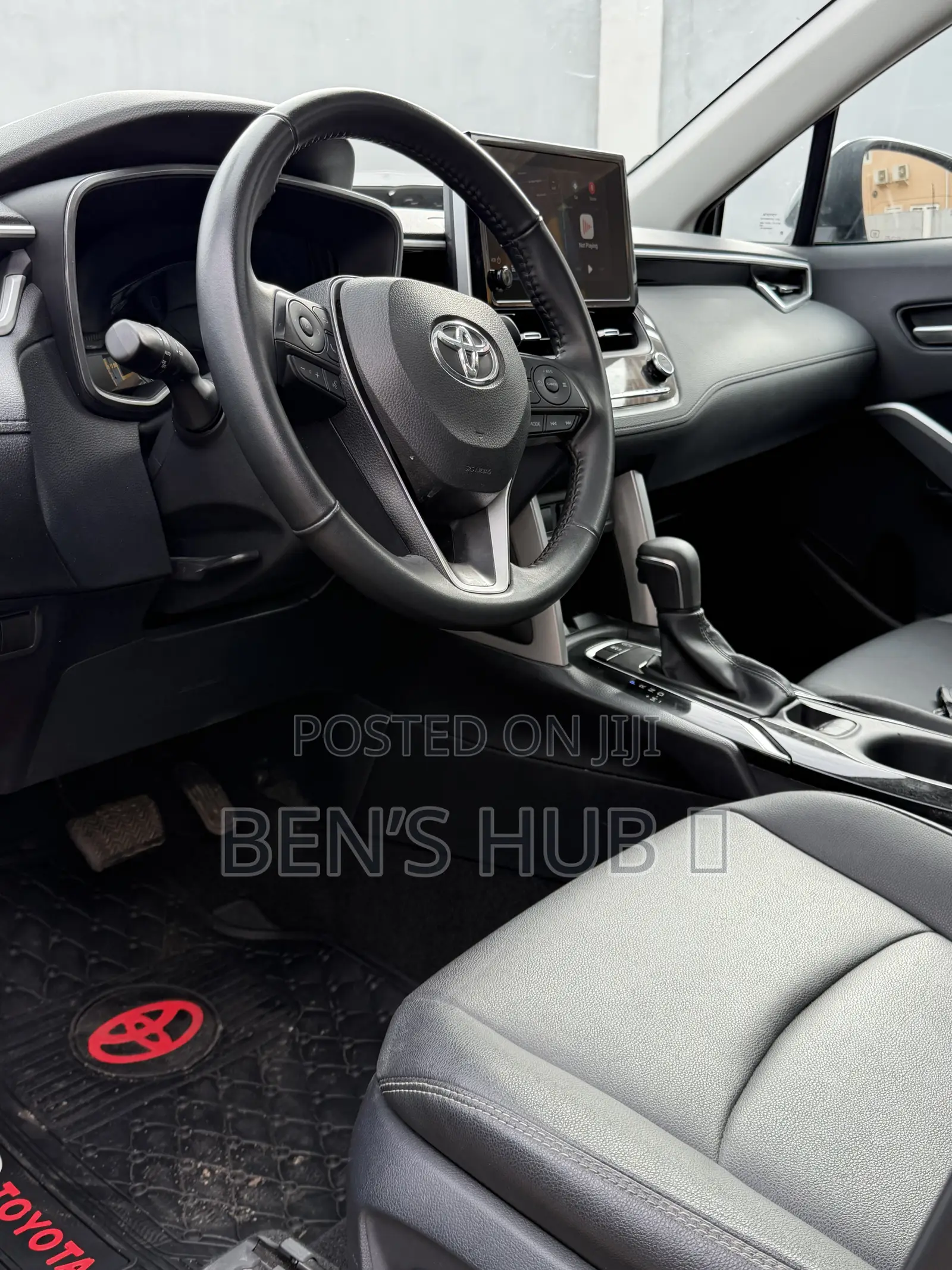 Toyota Corolla Cross XLE 2025 Green