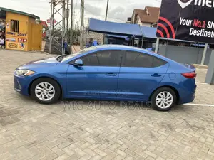 Hyundai Elantra SE Sedan FWD (2.0L 4cyl 6M) 2017 Blue
