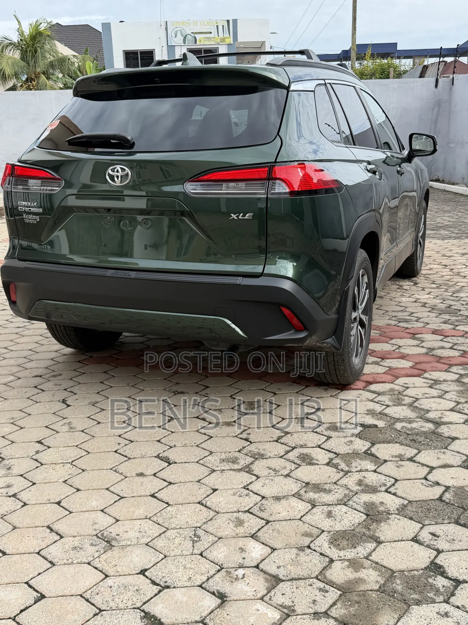 Toyota Corolla Cross XLE 2025 Green