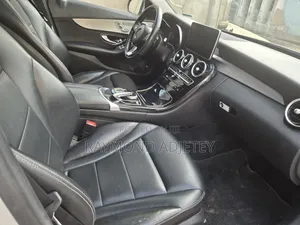 Mercedes-Benz C300 Luxury Sedan RWD (2.0L 4cyl 7A) 2016 Silver