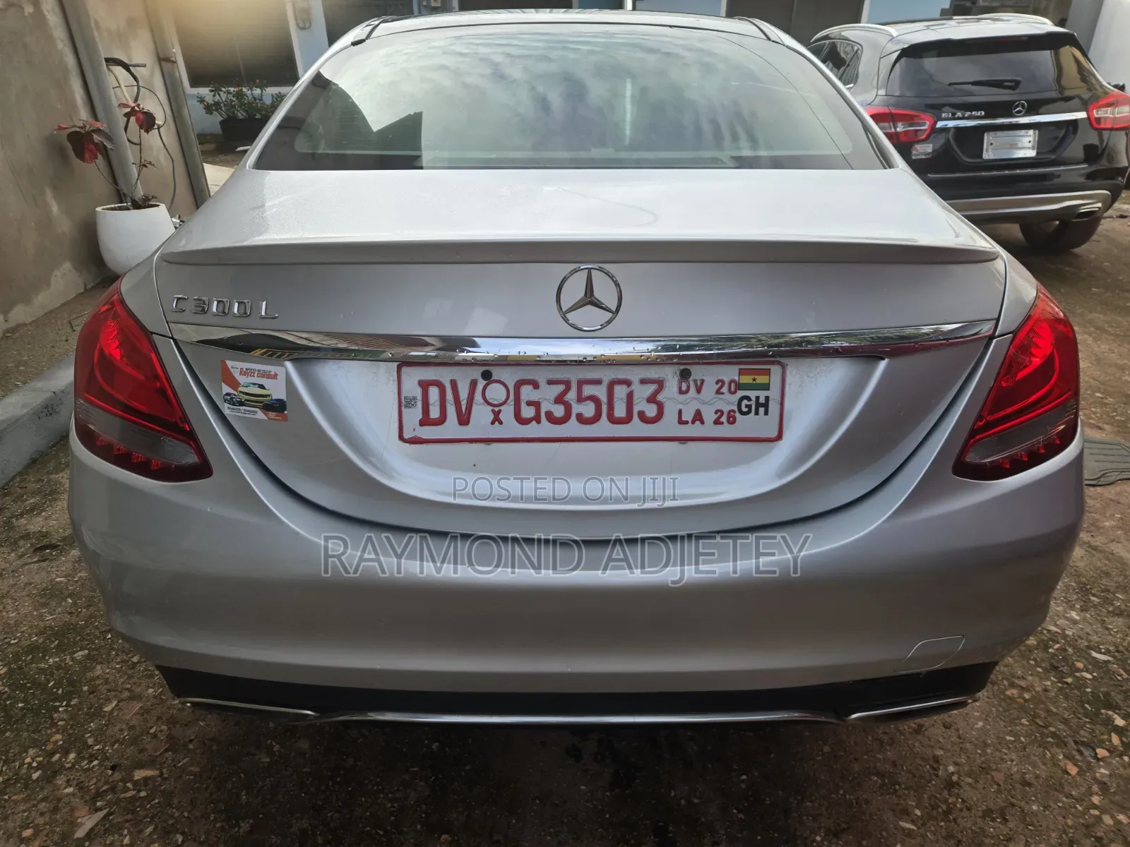 Mercedes-Benz C300 Luxury Sedan RWD (2.0L 4cyl 7A) 2016 Silver