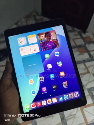Apple iPad 10.2 (2019) 128 GB Silver