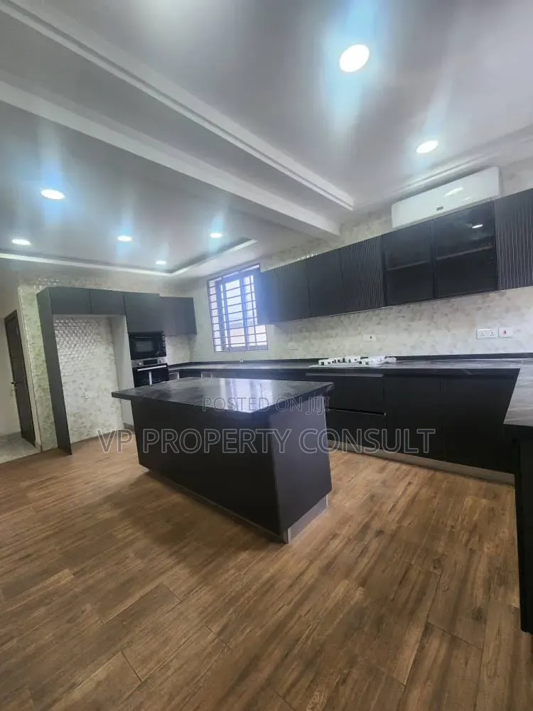 5bdrm House in American House for rent