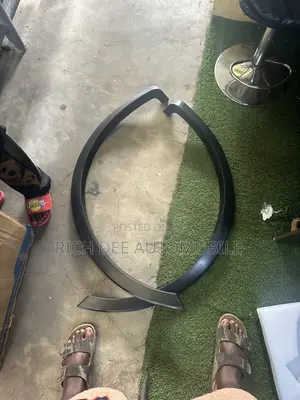 F150 2015 20 Fender Moulding Pair
