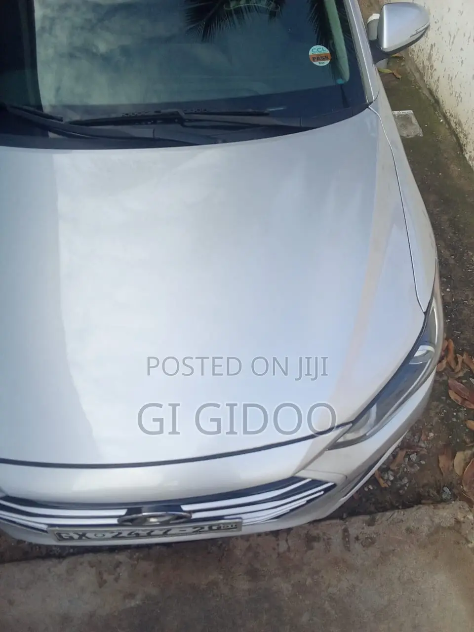 Hyundai Elantra 2017 Silver