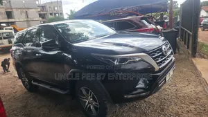 Toyota Fortuner 2.7 RWD 2021 Black