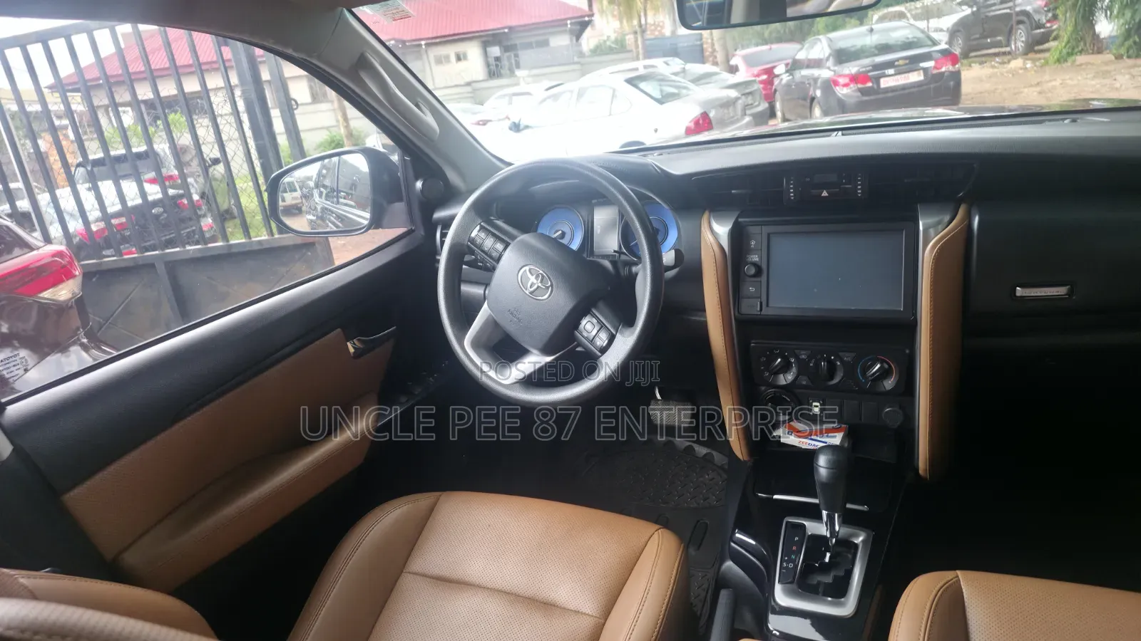 Toyota Fortuner 2.7 RWD 2021 Black
