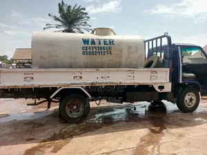 Izuzu Truck With 20 Drums Tank