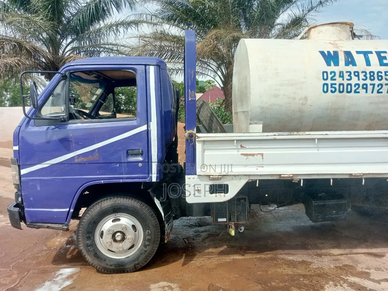 Izuzu Truck With 20 Drums Tank