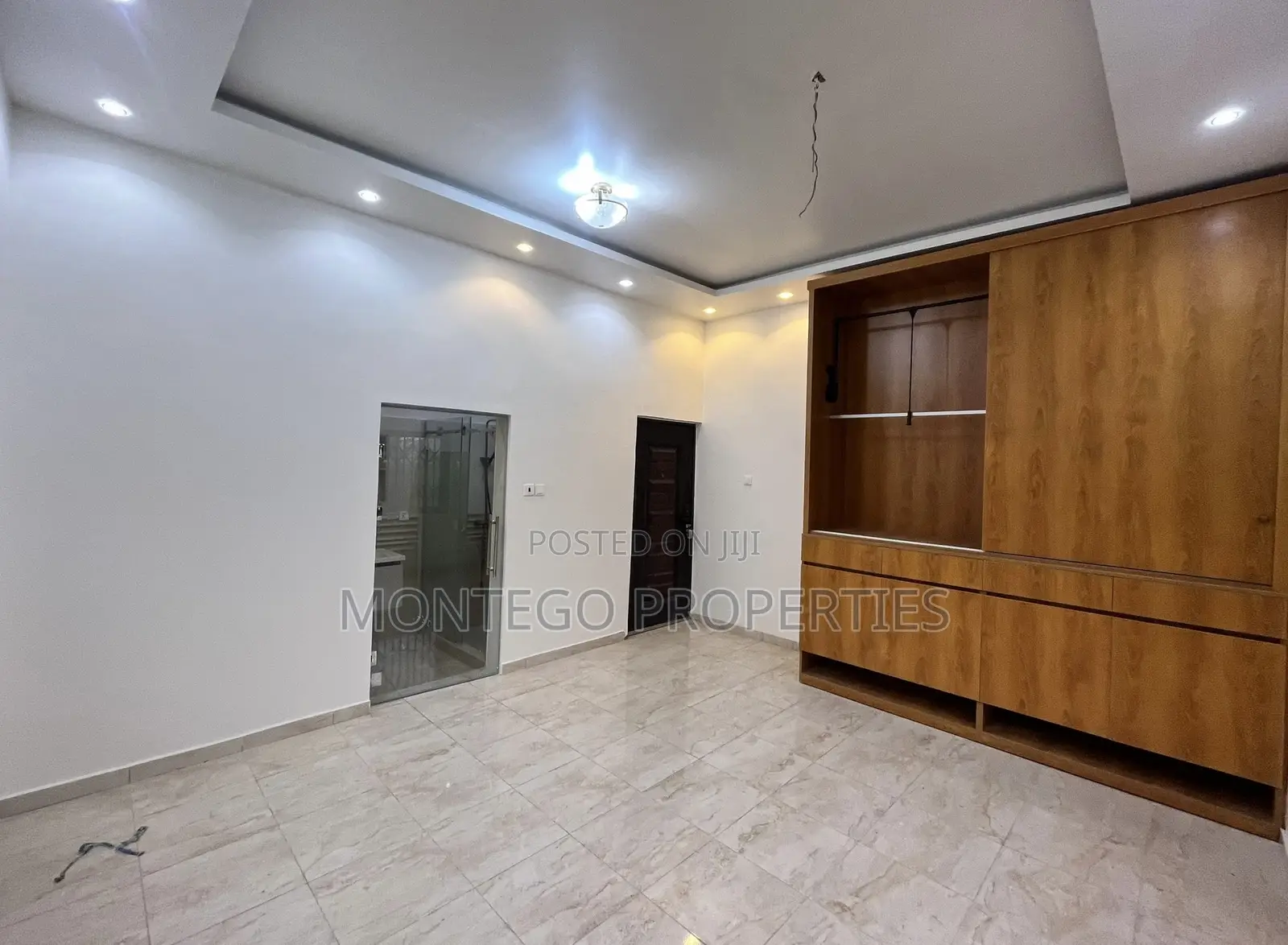 2bdrm Apartment in East Legon, American House for sale