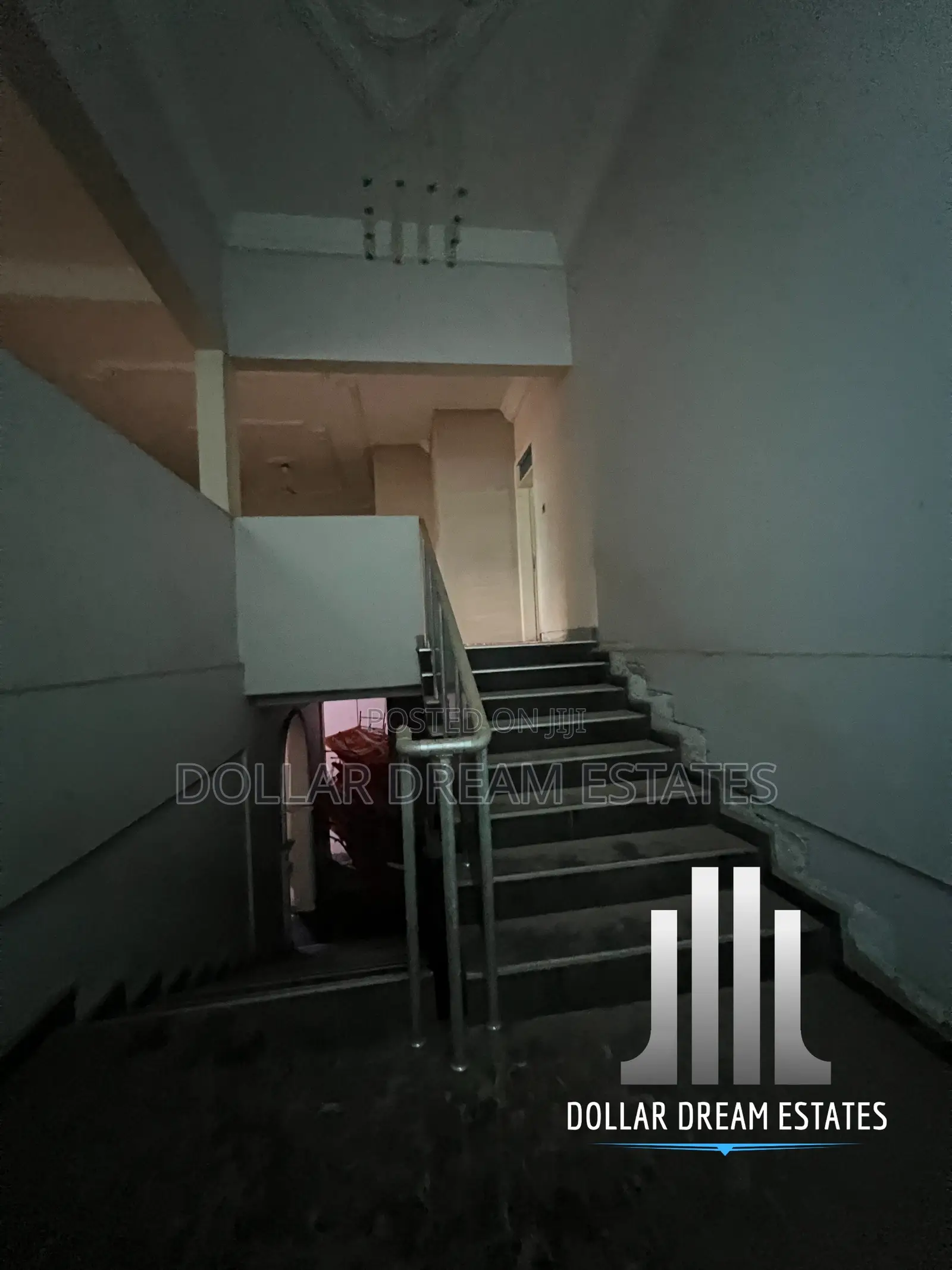 13 Bedroom Hostel on Sale