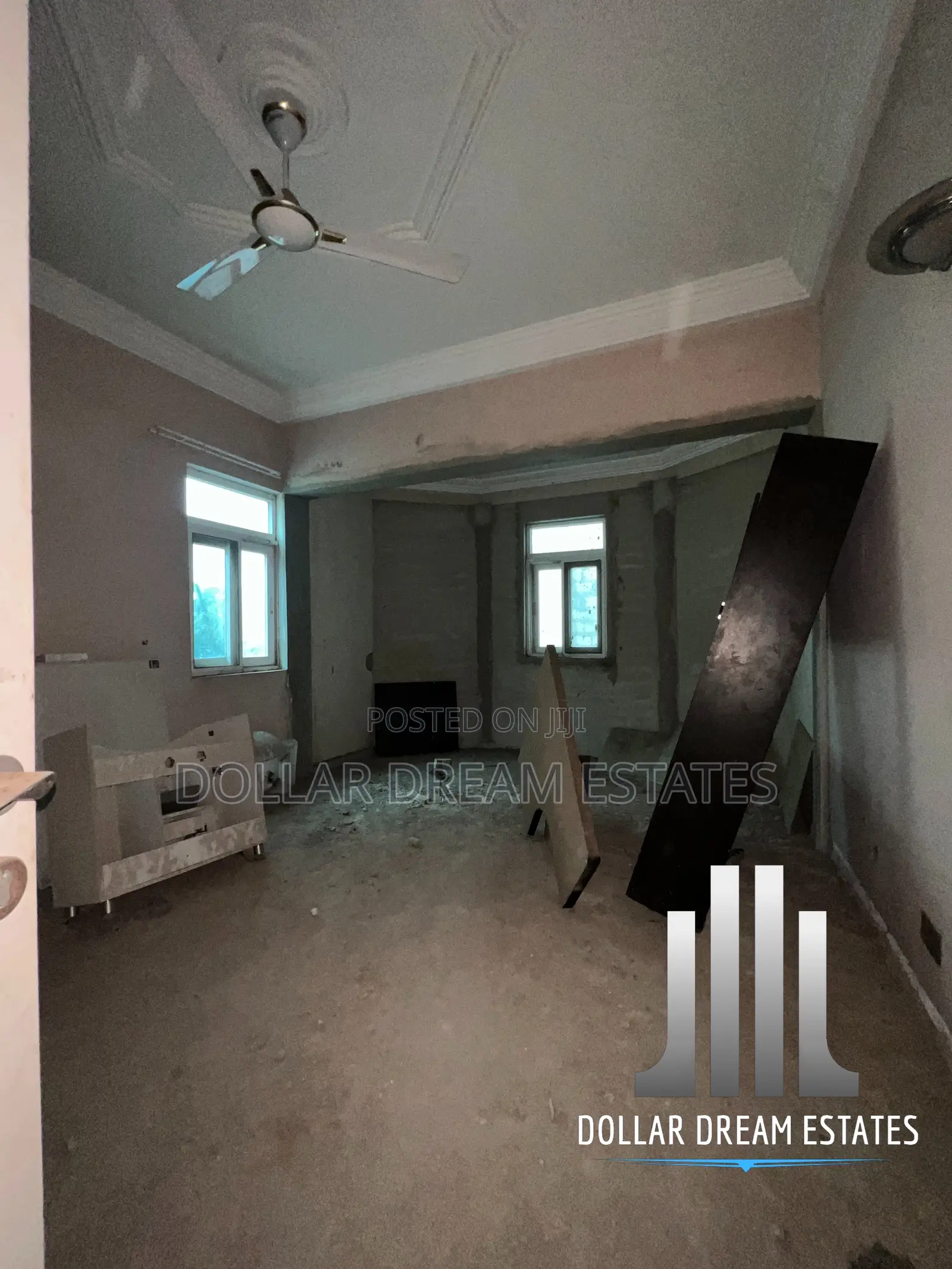 13 Bedroom Hostel on Sale