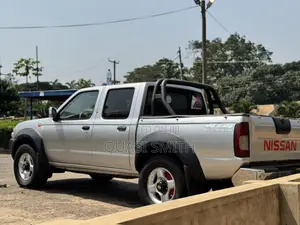 Nissan NP300 2008 Gray