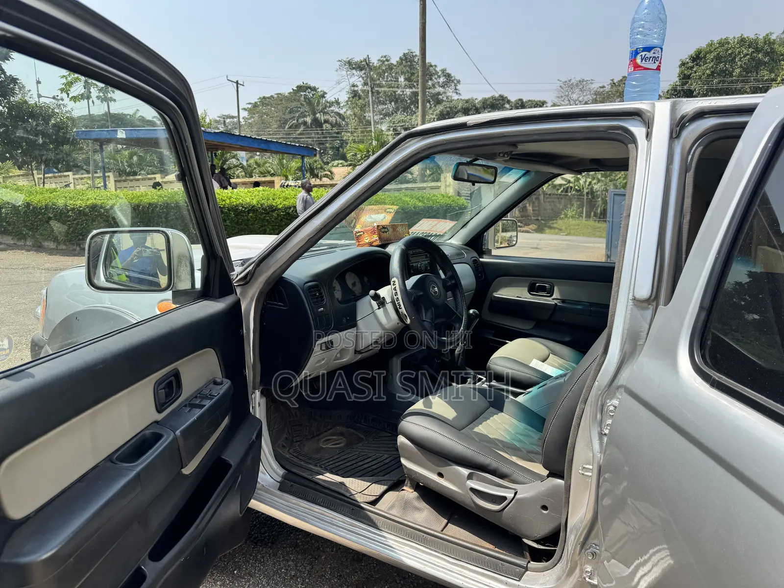 Nissan NP300 2008 Gray