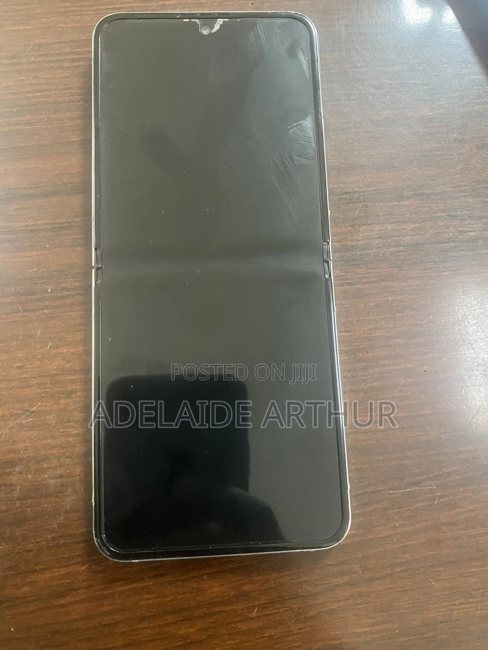 Samsung Galaxy Z Flip5 256 GB Gold