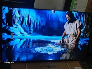 Samsung 43” Crystal Uhd Television With Powerful Sound