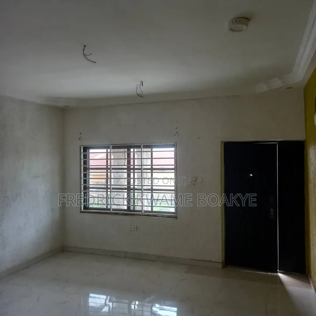 4bdrm Apartment in Brother K Estate, Kumasi Metropolitan for rent