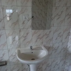 4bdrm Apartment in Brother K Estate, Kumasi Metropolitan for rent