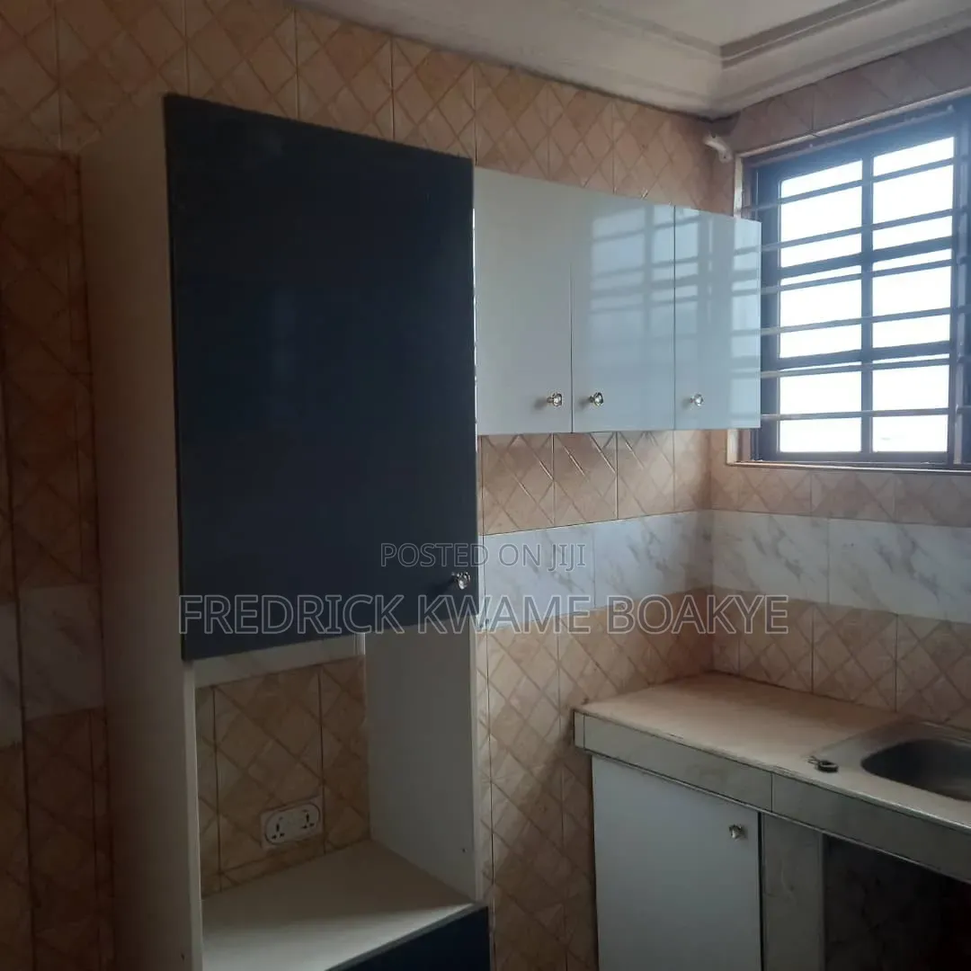 4bdrm Apartment in Brother K Estate, Kumasi Metropolitan for rent