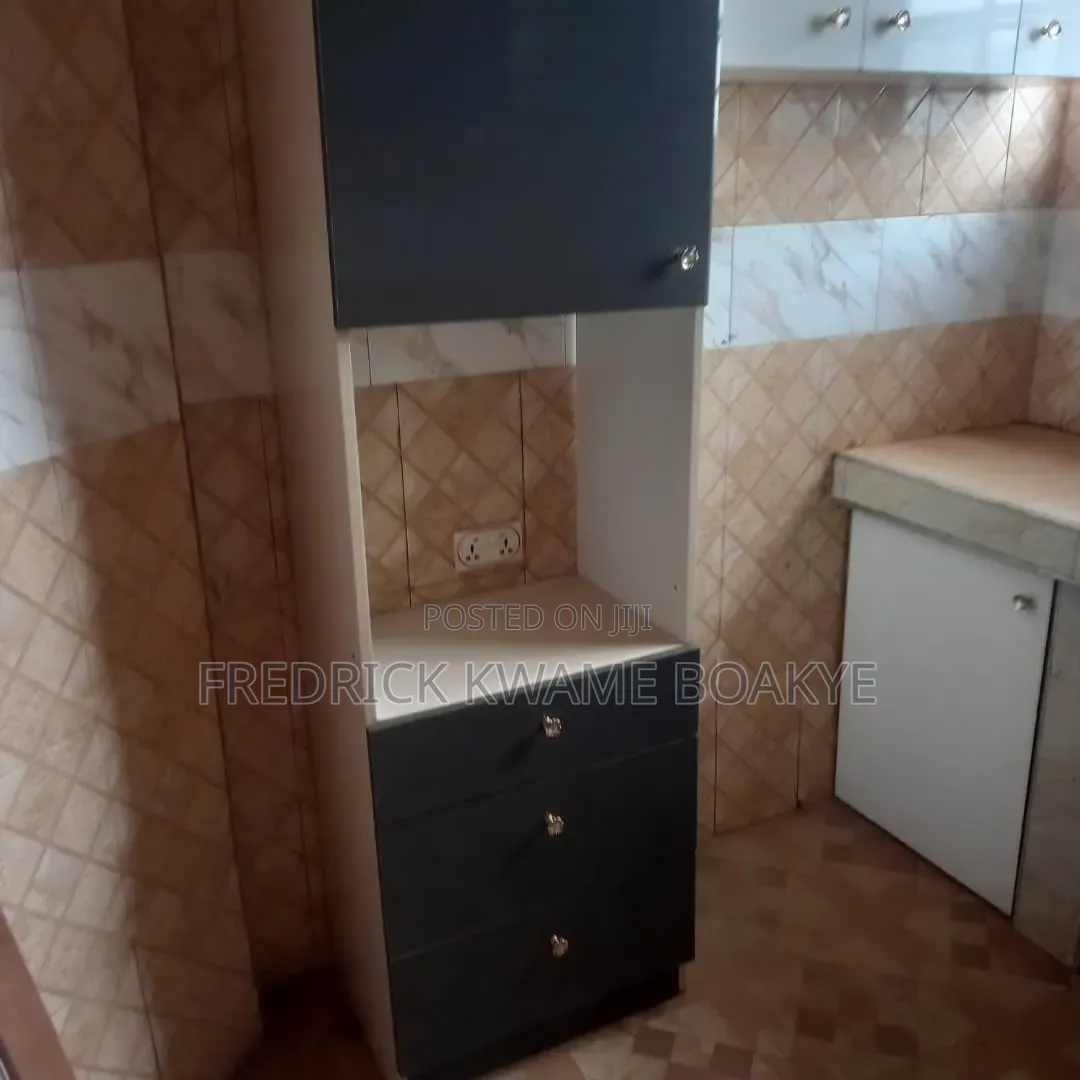 4bdrm Apartment in Brother K Estate, Kumasi Metropolitan for rent