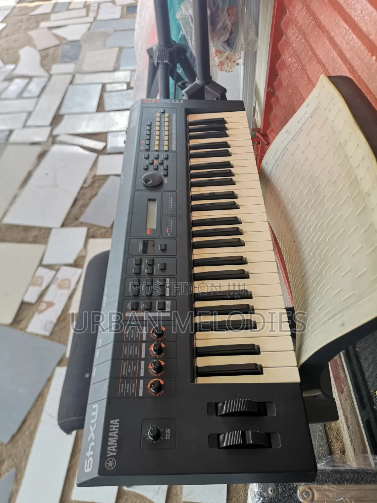 Yamaha Mx49 49-Key Music Production Synthesizer