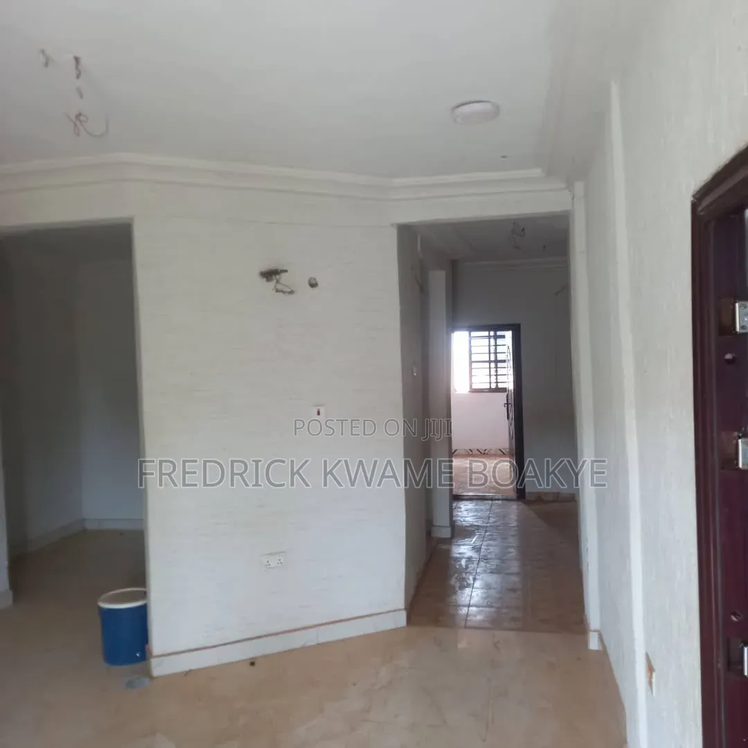 3bdrm Apartment in Brother K Estate, Kumasi Metropolitan for rent