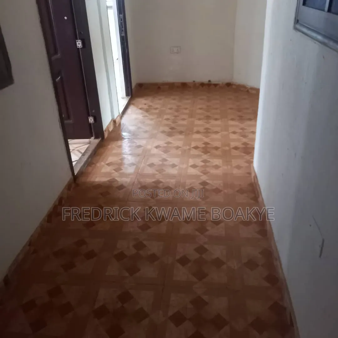 3bdrm Apartment in Brother K Estate, Kumasi Metropolitan for rent