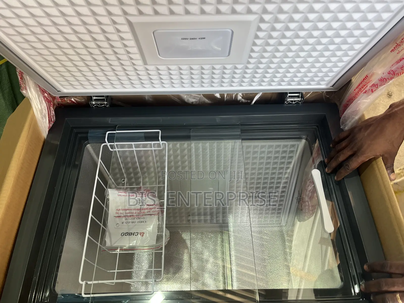 Chigo Chest Freezer 140 Liters