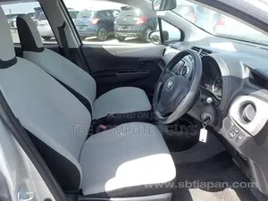Toyota Vitz 1.5 FWD 5dr 2012 Gray