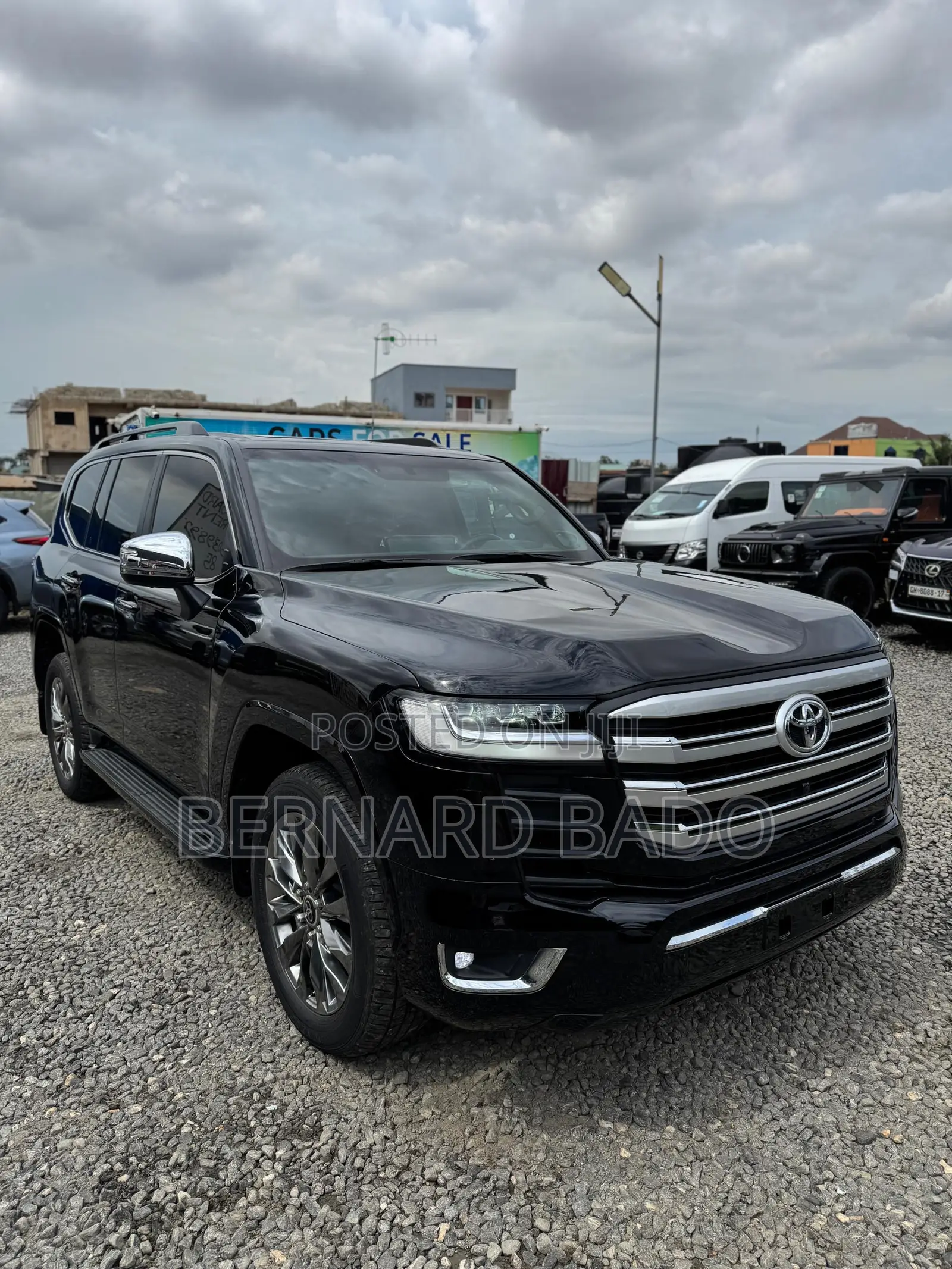 New Toyota Land Cruiser LC300 2025 Black