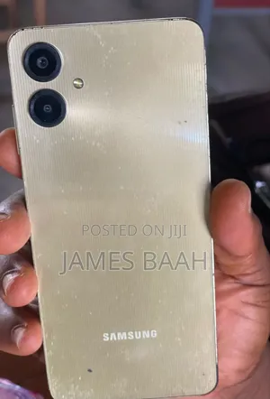 Samsung Galaxy A06 64 GB Gold