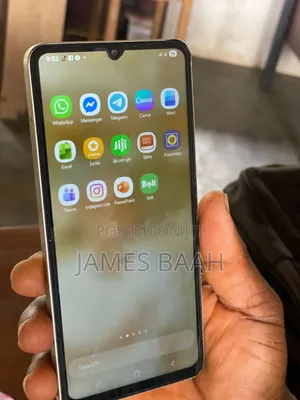 Samsung Galaxy A06 64 GB Gold