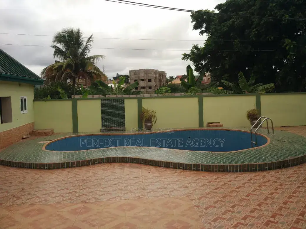 Furnished 4bdrm House in Brofoyedu, Kumasi Metropolitan for rent