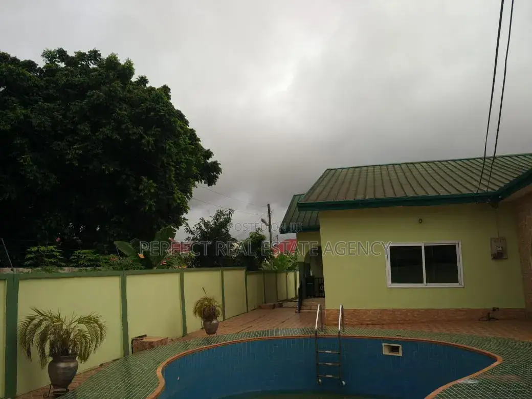 Furnished 4bdrm House in Brofoyedu, Kumasi Metropolitan for rent