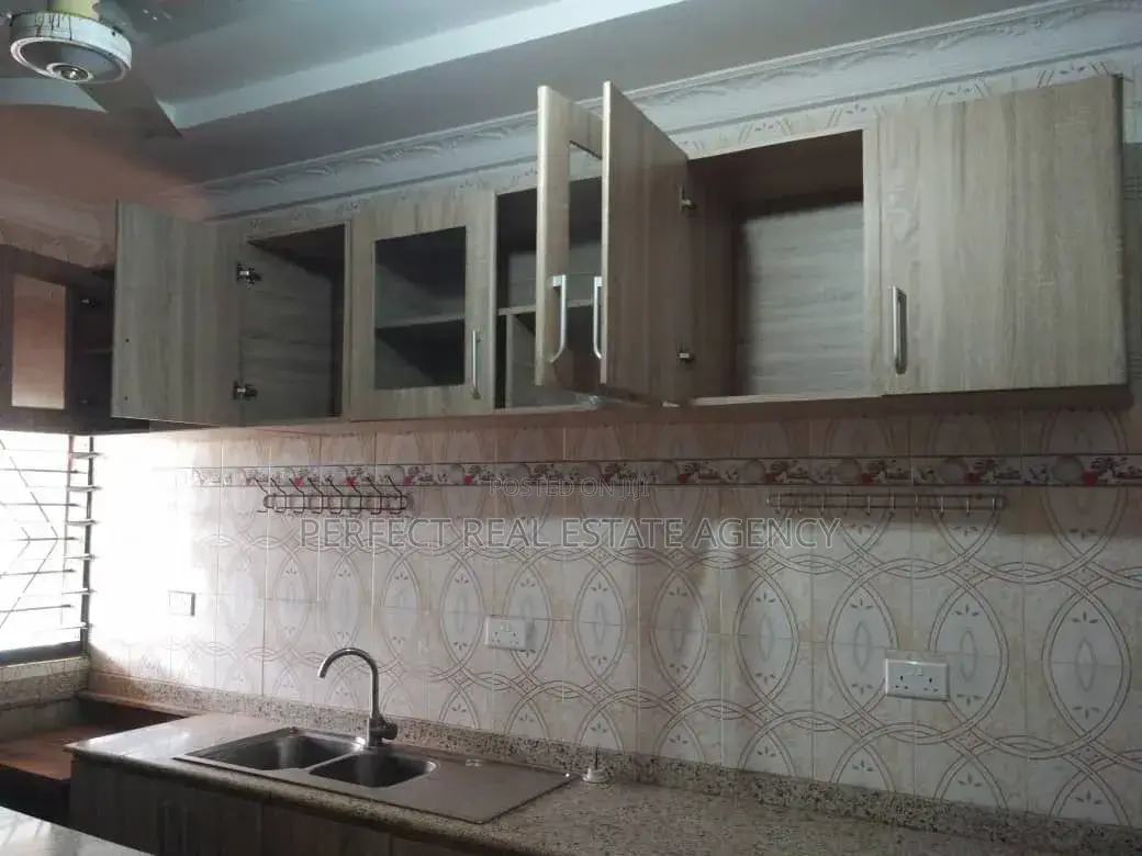 Furnished 4bdrm House in Brofoyedu, Kumasi Metropolitan for rent