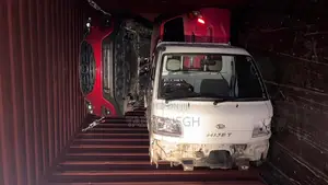 Daihatsu Hijet (Abossey Kai Macho)