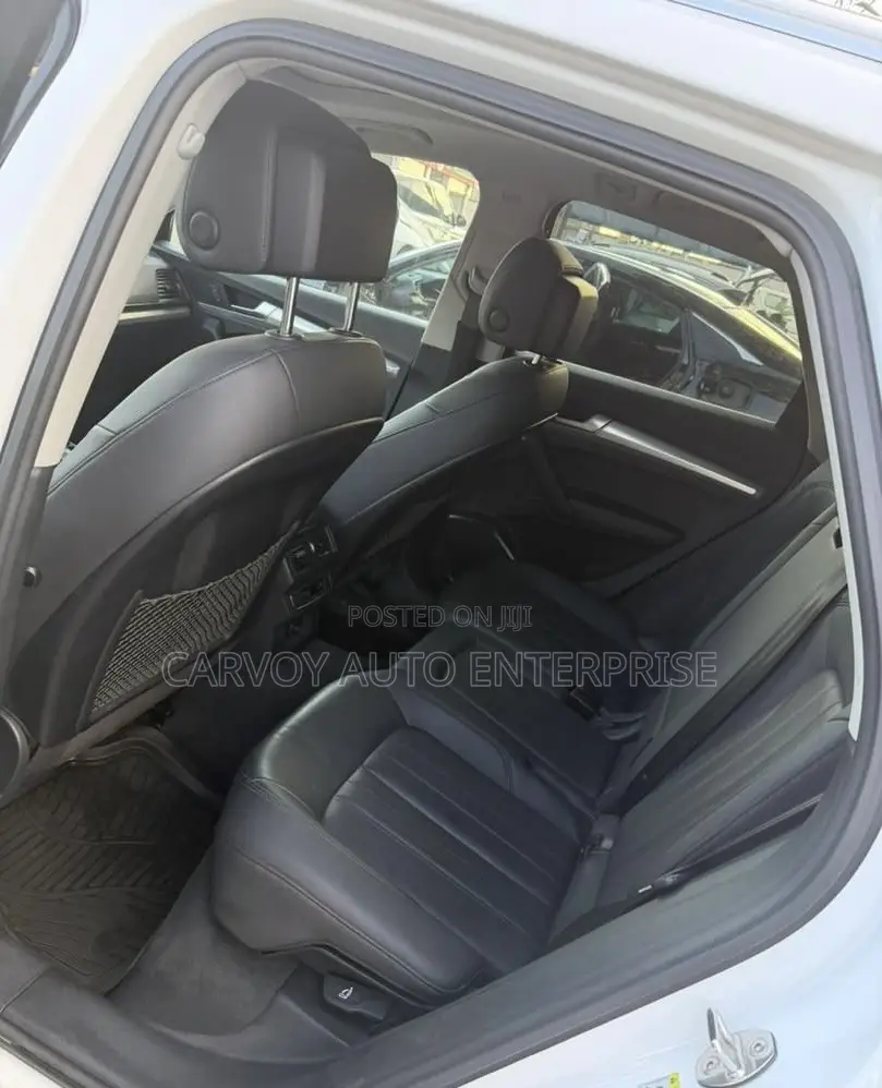 Audi Q5 45 Premium AWD quattro 2020 White