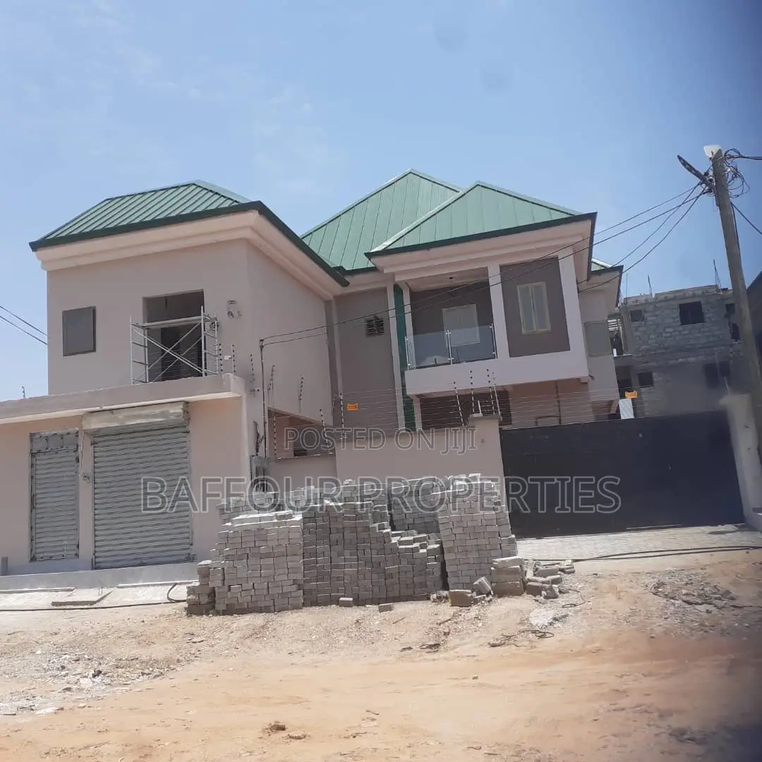 5bdrm House in Spintex for rent