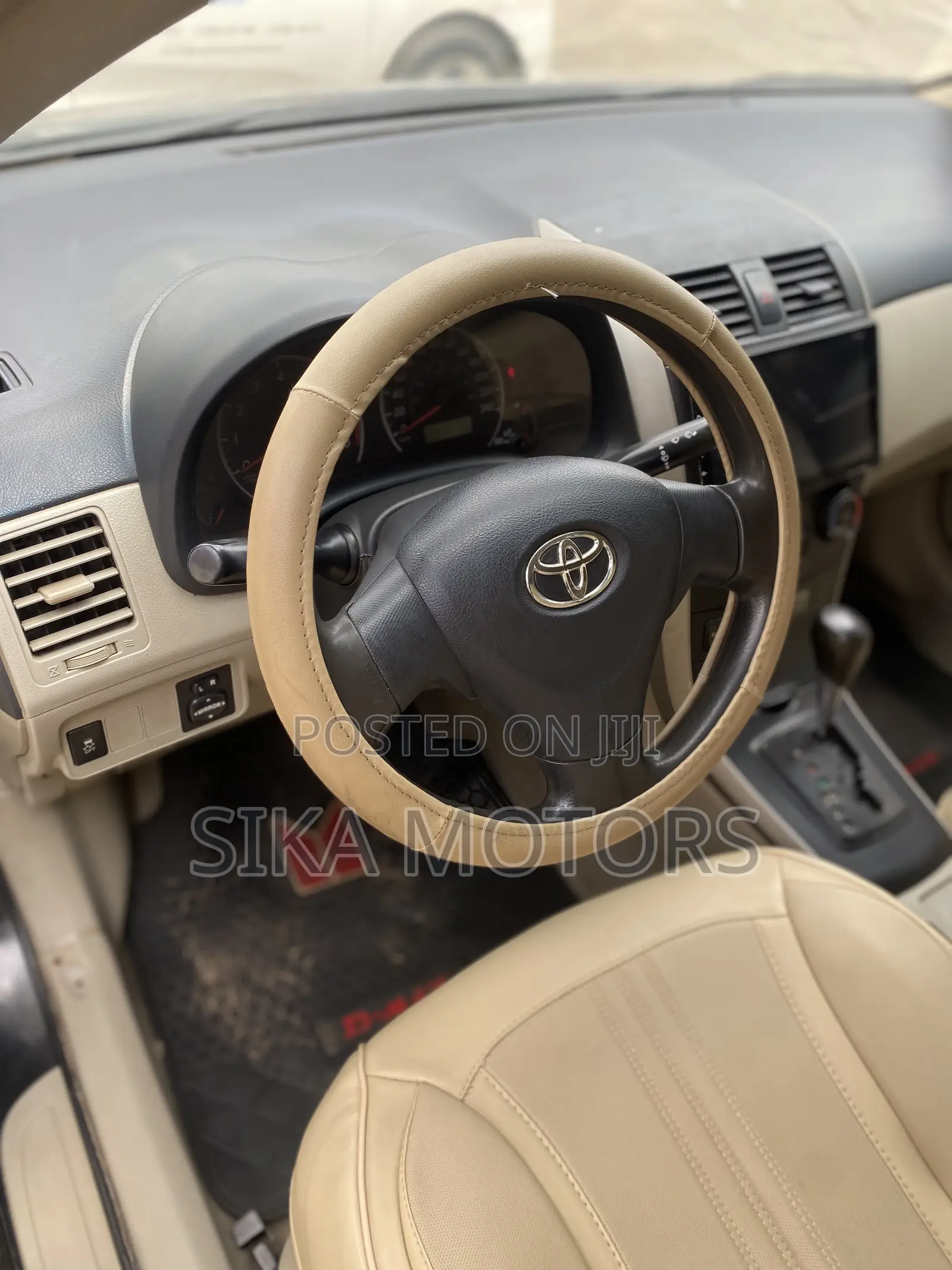 Toyota Corolla 2011 Black