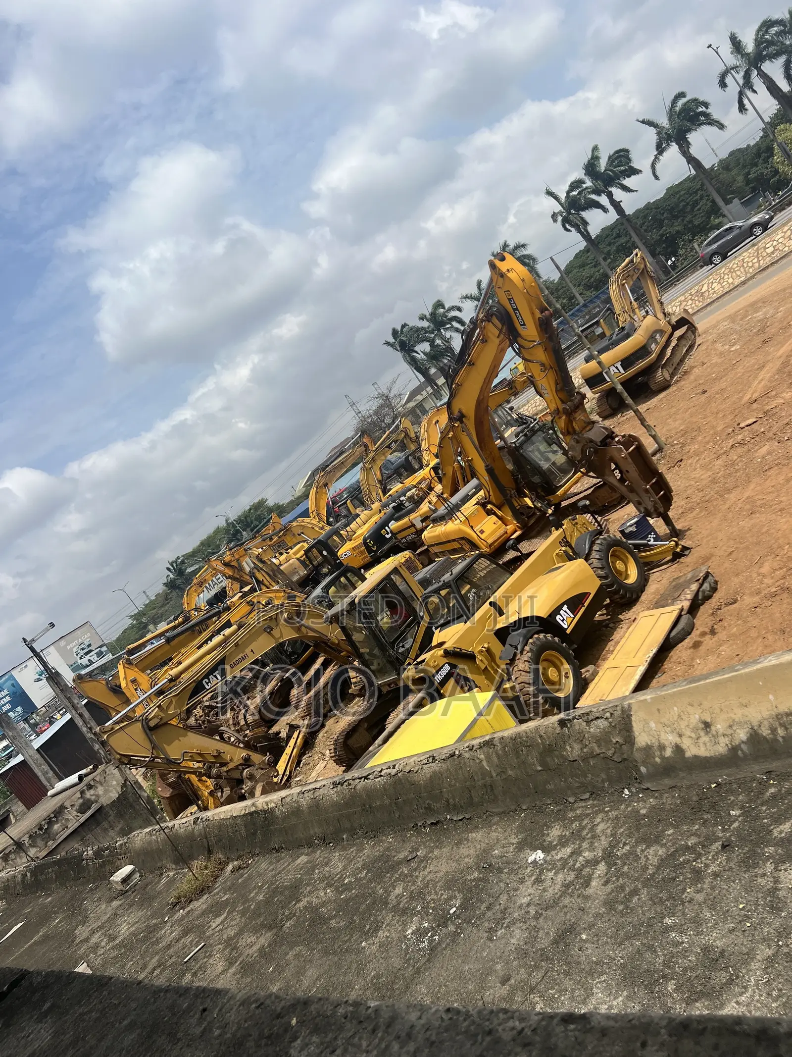 Excavators and Construction Machinery for Rent
